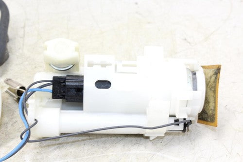 2009 Yamaha Yzf R1 Fuel Pump Gas Petrol Sender Unit