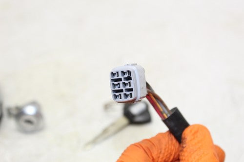 2009 Suzuki Gsxr1000 Ignition Lock Key Set With Gas Cap And Seat Lock With KEY