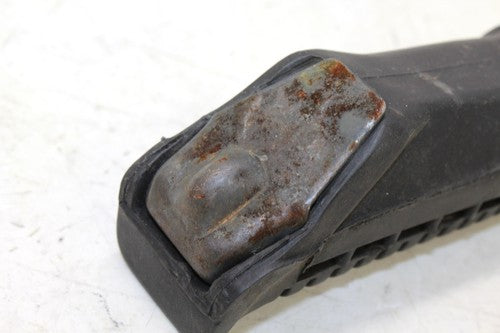 2007 Suzuki Gs500f Rear Back Passenger Foot Peg Pair