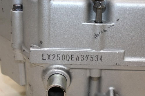 2009 Kawasaki Klx250sf Engine Motor Crankcase Crank Cases Block