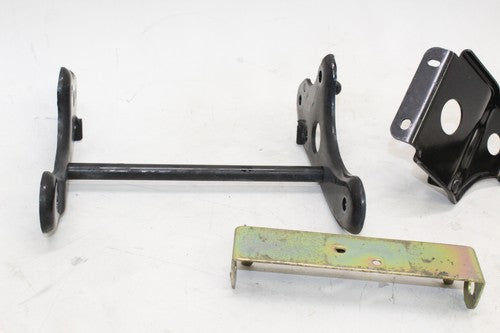 2007 Yamaha Vino 125 Yj125 Mount Misc. Stay Bracket OEM