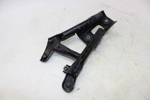 2005 Suzuki Boulevard M50 Vz 800 Exhaust Muffler Support Bracket