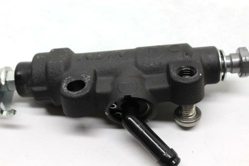 2016 Triumph Speed Triple R Abs Rear Back Brake MASTER Cylinder OEM