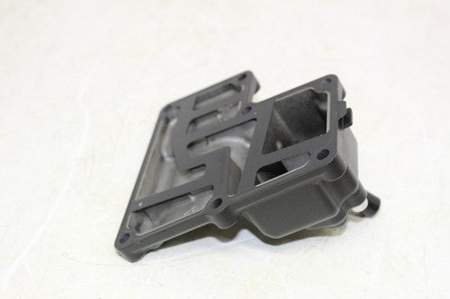 2009 Yamaha Yzf R1 Engine Motor Crankcase Cover 14b-15413-00-00