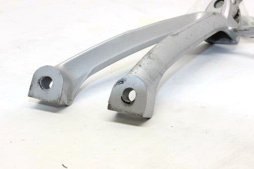 2006-2007 Suzuki Gsxr600 Right Rear Back Passenger Peg Pair OEM