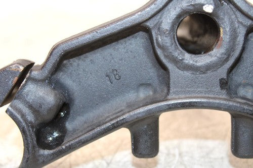 2009 Kawasaki Ninja 250r Ex250j Front Forks Clamp Lower Triple Tree Stem