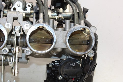 2007 Yamaha Fz1 Main Fuel Injectors / Throttle Bodies