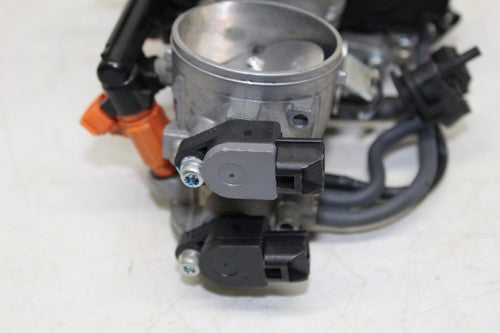 2013 Kawasaki Ninja Zx6r Zx636e Main Fuel Injectors / Throttle Bodies
