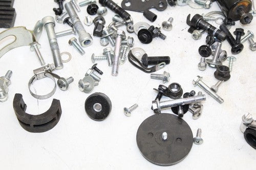 2019 Suzuki Gsxr250r Cowl Bolts Screws Set