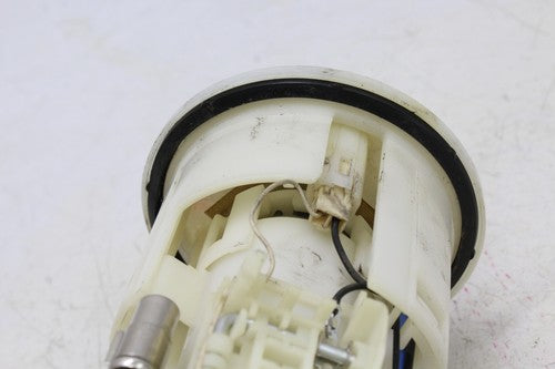 2007 Yamaha Yzf R1 Fuel Pump Gas Petrol Sender Unit 4C8-13907-00