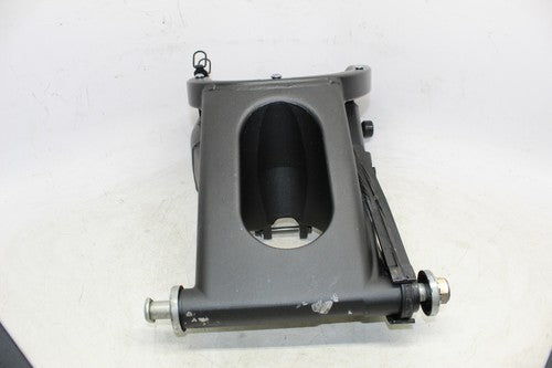 2003 Yamaha Yzf R1 Rear Swingarm Back Suspension Swing Arm