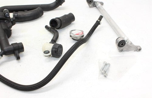 15-19 Yamaha Yzf R1 Front Brake Master Fluid Reservoir Tank Bottle