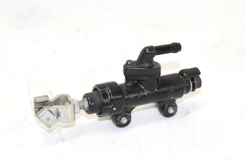 2015 Honda Cbr500r Rear Back Brake Master Cylinder W Reservoir