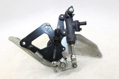 2007 Suzuki Gs500f Right Left Rearsets Rear Set Driver Foot Pegs
