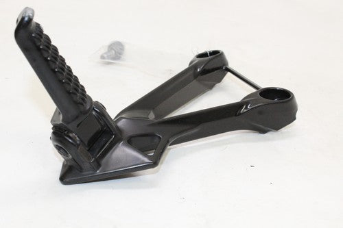 2005-06 Kawasaki Ninja Zx6r Zx636c Left Rear Back Passenger Peg 34028-0005 OEM