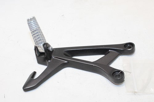 2019 Suzuki Gsxr250r Rear Back Passenger Peg Set Pair