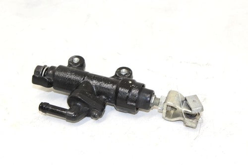 2015 Honda Cbr500r Rear Back Brake Master Cylinder W Reservoir