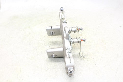 07-09 Suzuki Vstrom 650 Dl650 Front Forks Clamp Lower Triple Tree Stem