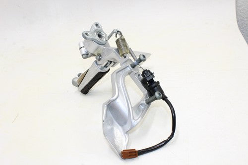2003-05 Yamaha Fjr1300a Abs Right Driver Foot Peg Stop Brake Lever OEM