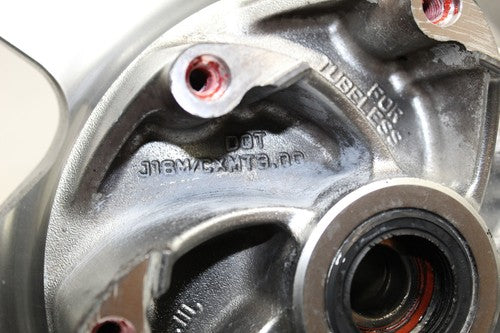 2004 Kawasaki Vulcan 1500 Vn1500l Nomad Fi Front Wheel Rim