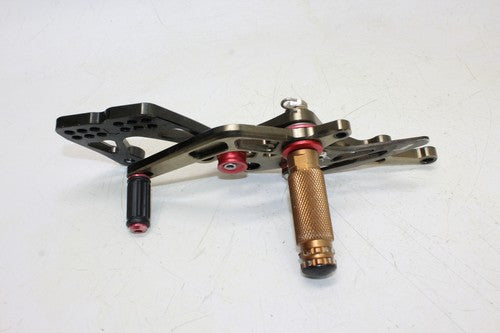 2007 Yamaha Yzf R1 Right Rearset Rear Set Driver Foot Peg Rest Stop Arashi