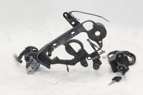 1994-03 Honda Magna 750 Vf750c Ignition Lock Switches Bracket W Key