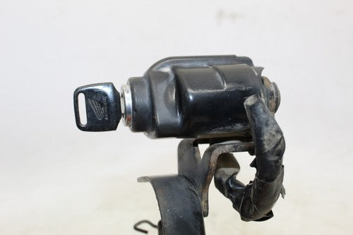 2001 Honda Magna 750 Vf750c Ignition Lock W Key