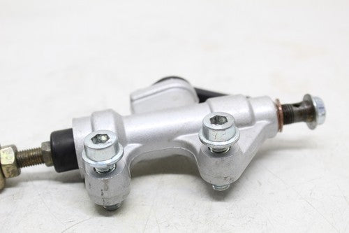 2008 Hyosung Gt250 Comet Rear Back Brake Master Cylinder With Reservoir