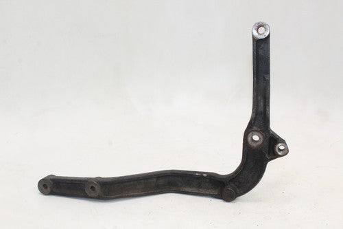 2000-07 Honda Shadow Sabre 1100 Vt1100c2 Muffler Exhaust Pipe Bracket Mount OEM