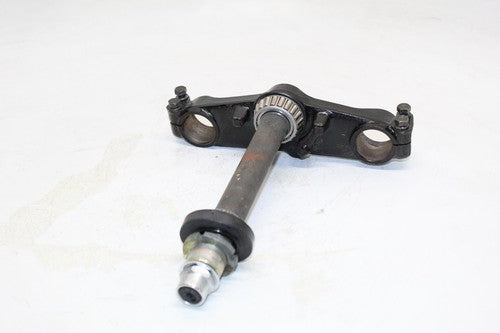 1981 Suzuki GS850G FRONT FORKS CLAMP LOWER TRIPLE TREE STEM