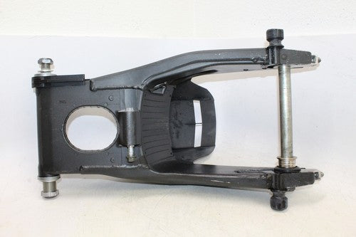 2006 Yamaha Yzf R6 Rear Swingarm Back Suspension Swing Arm