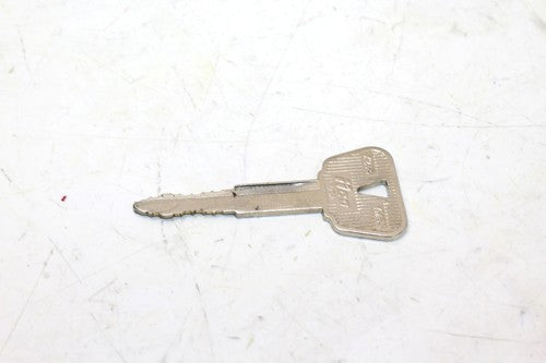 2005 Yamaha Yzf R6 Ignition Lock Key Set With Gas Cap