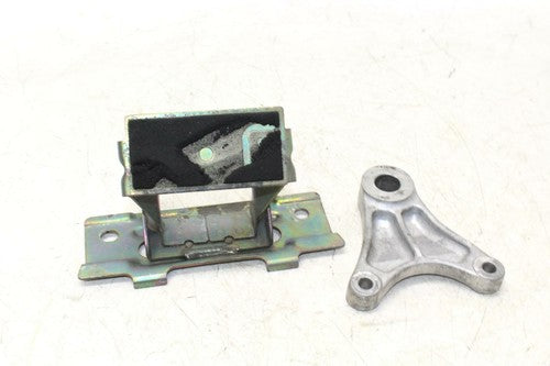 99-02 Suzuki Sv650 Engine Sprocket Cover W/Brackets And Mount OEM