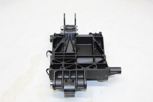 2016 Kawasaki Ninja H2 ZX1000 Rear Wheel Swingarm Bracket Mount OEM