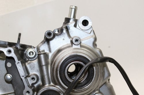 2003-06 Suzuki Sv650 Engine Motor Crankcase Crank Cases Block OEM