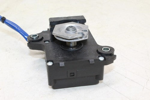 2018 Kawasaki Ninja Zx-10rr Zx1000zh Exhaust Valve Servo Motor 21174-0009