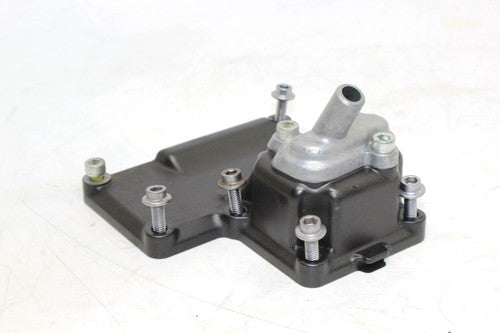 2009-14 Yamaha Yzf R1 Engine Motor Breather Box Oem