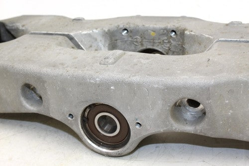 2010 Piaggio Mp3 500 Forks Upper Triple Tree Clamp OEM