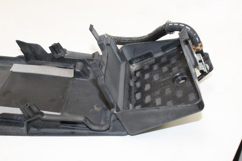 2008-09 Suzuki Gsxr600 Rear Back Tail Undertail Battery Tray Plastic 47414-37h00
