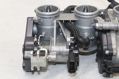 2008-16 Yamaha Yzf R6 MIKUNI Carbs Carburetors OEM
