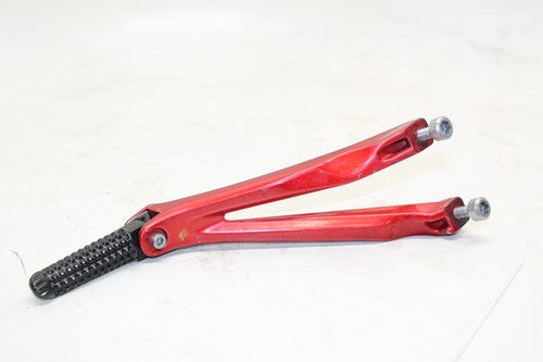 2005 Yamaha Yzf R1 Right Rear Back Passenger Peg