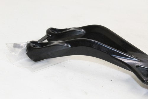 2005-06 Kawasaki Ninja Zx6r Zx636c Right Rear Back Passenger Peg 34028-0005 OEM