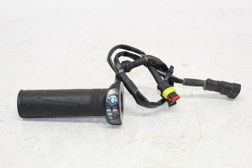 2005 Yamaha Yzf R1 Left Clip On Handle Horn Signals Switch Switches