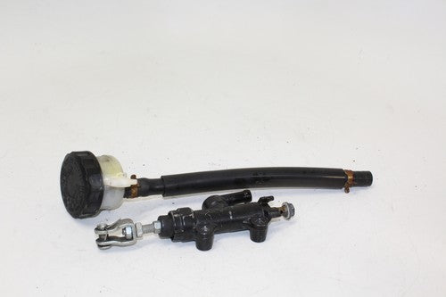 2011 Kawasaki Ninja 250r Ex250j Rear Back Brake Master Cylinder W Reservoir