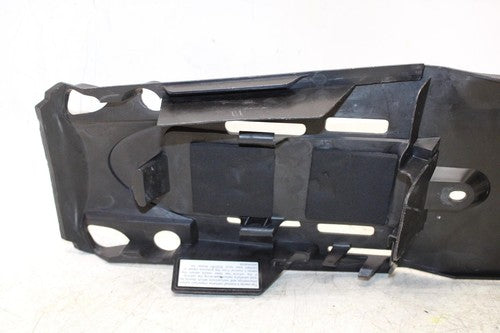 2005 Suzuki Gsxr1000 Rear Back Tail Undertail Battery Tray Plastic 63111-41g01