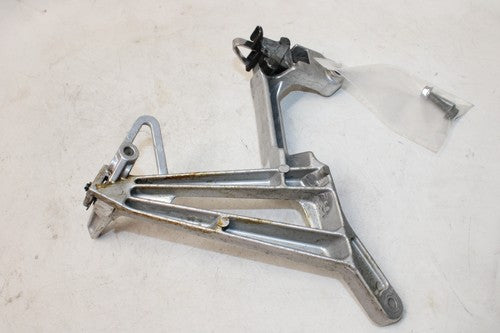 1997 Honda Interceptor 750 Vfr750f Rear Back Passenger Peg Set Pair