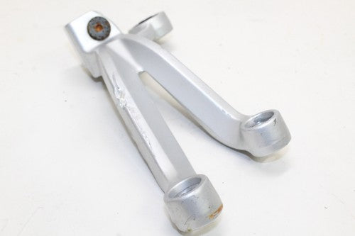 2001-03 Suzuki Gsxr600 Right Rear Back Passenger Peg 43600-35f00 OEM