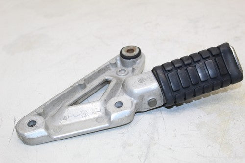 1982 Honda Vf750c Magna Vf750c Rear Passenger Foot Step Peg