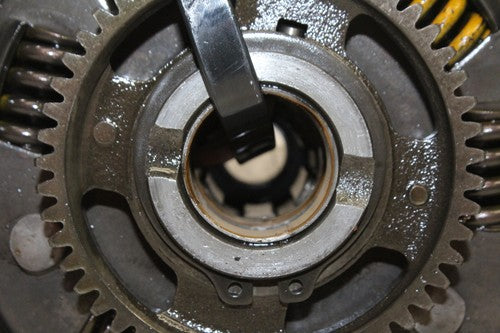 1984-85 Yamaha Fj600 Clutch Basket OEM