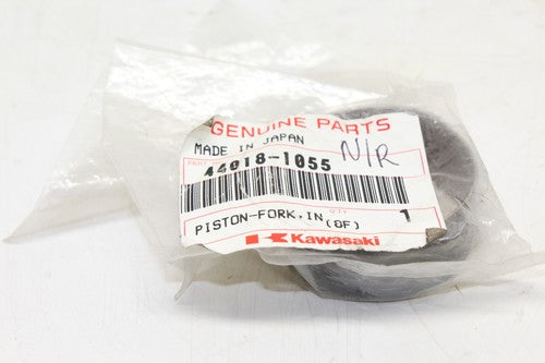 Kawasaki Piston 44018-1055